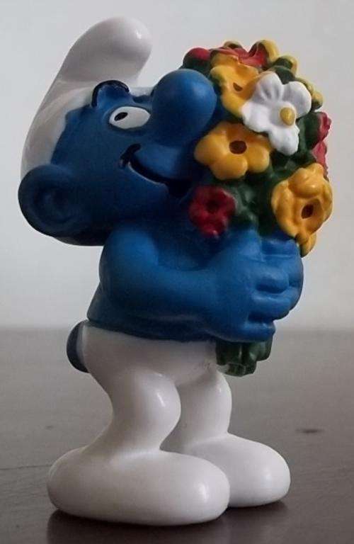 Original Vintage FLOWER BOUQUET SMURF !!! EXCELLENT CONDITION !! RARE !! Smurfs!