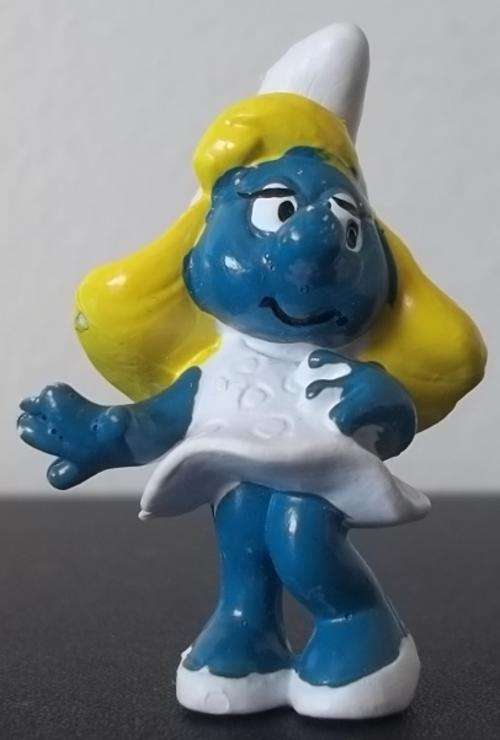 Original Vintage SMURFETTE !  Peyo ! Smurfs! RARE!