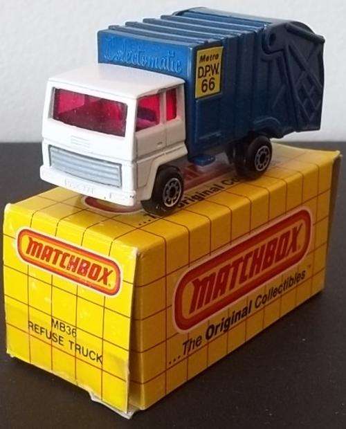 MB 36 REFUSE TRUCK ! RARE WHITE + BLUE VARIANT 1983 ! MINT +  Original Box ! Matchbox ! EXCELLENT