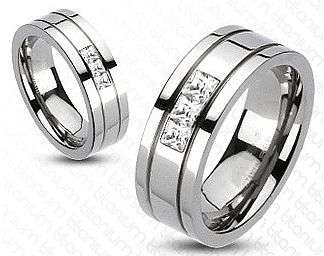 **FREE SHIPPING!** NEW ITEM!!**0.60CTW PRINCESS CUT TRIPLE CZ SOLID TITANIUM RING