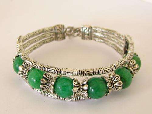 SUPERBELY HANDCRAFTED TIBETAN SILVER BRACELET
