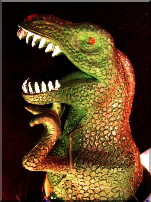 ASSORTED LOT OF 4 JUMBO DINOSAURS!!! AAAARRRRRHHHH!!!!!!!