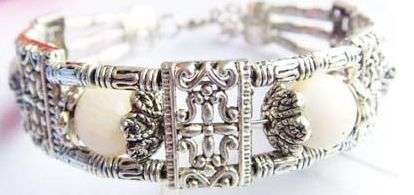 SUPERBELY HANDCRAFTED TIBETAN SILVER BRACELET
