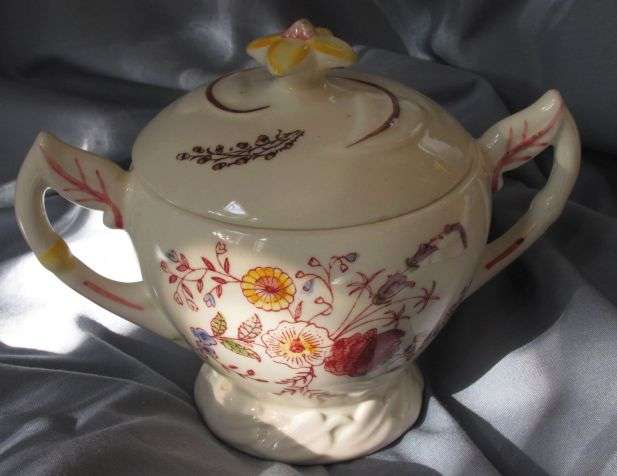 VERNONS KILNS, USA:  Lovely 'Chintz' Sugar Bowl- Have a look