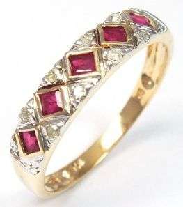 SOLID GOLD!!! STUNNING BAND!! NATURAL MINED RUBIES& DIAMONDS
