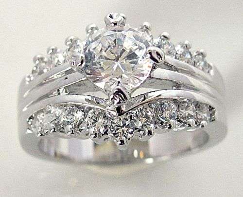 **72% Reduced Shipping!!** CZ DIAMONDS SET IN 18K GP GOLD WEDDING RING SET SZ6