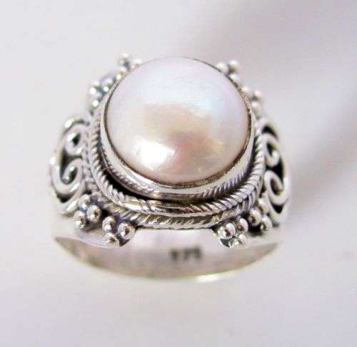 huge!! Freshwater Pearl, Stately .925 Sterling Silver Band Size 7 1/2