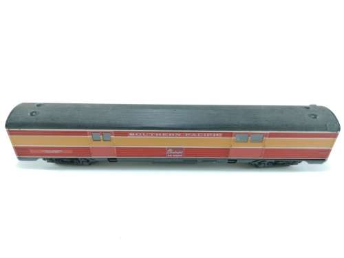 HO - Souther Pacific Daylight Baggage Coach