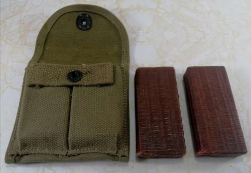 M1 Carbine .30 Pouch with Magazines WW2 Era