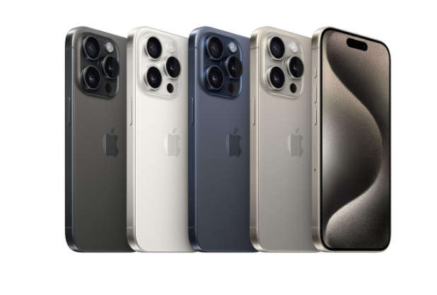 Apple iPhone 15 Pro Max 256GB - Black Titanium