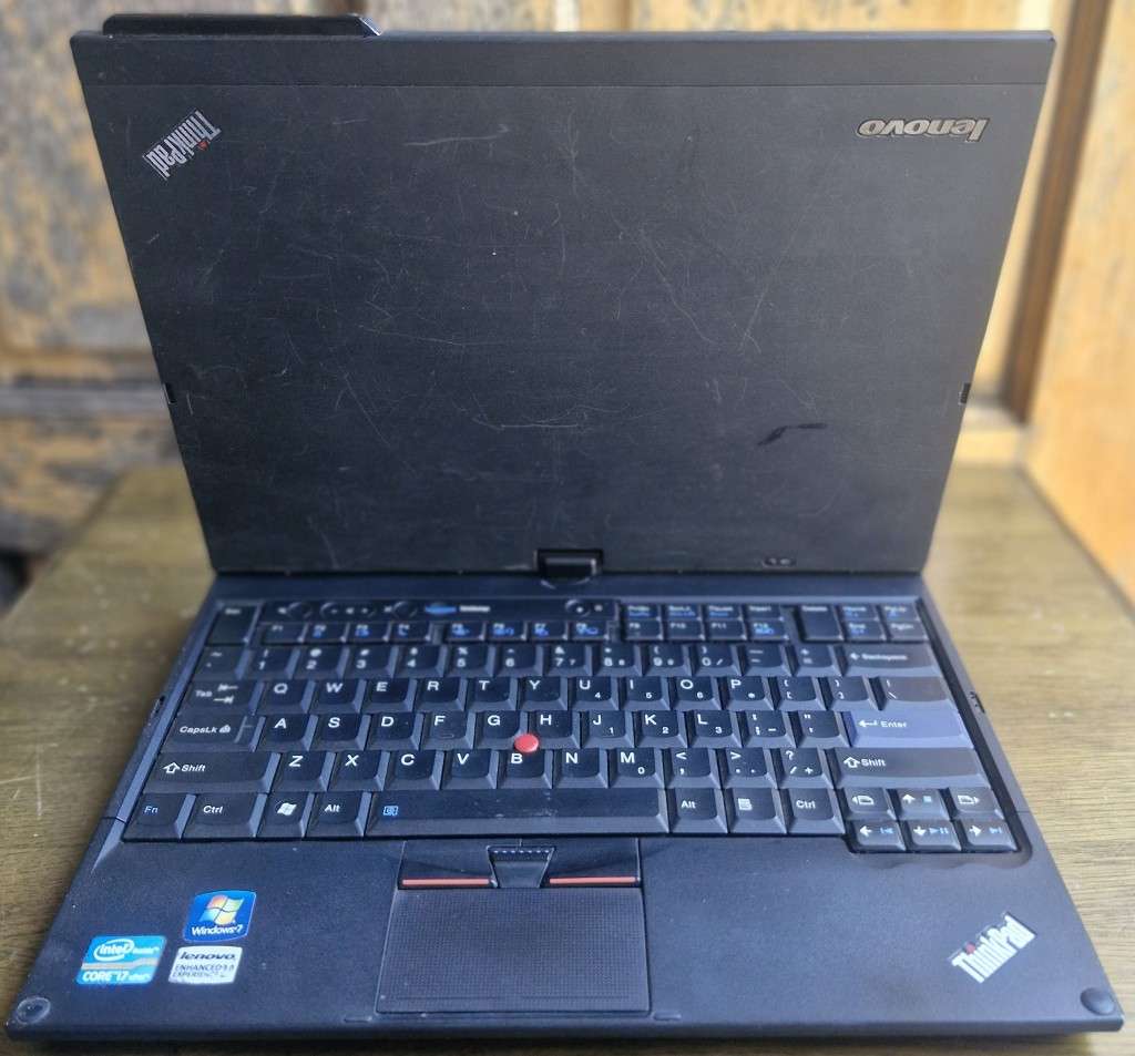 Lenovo Thinkpad X220 Tablet MultiTouch Screen Intel Core i7-2620, 4GB RAM, 128GB SSD