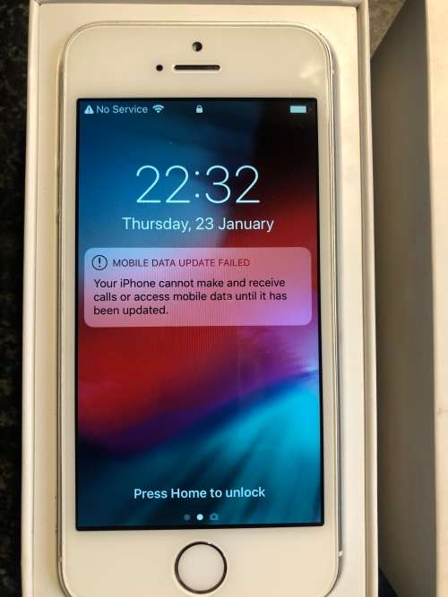 *Late Entry* iPhone 5s 16GB Great Condition *Please Read*