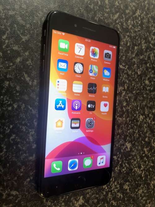 iPhone 8 PLUS *No FingerPrint*