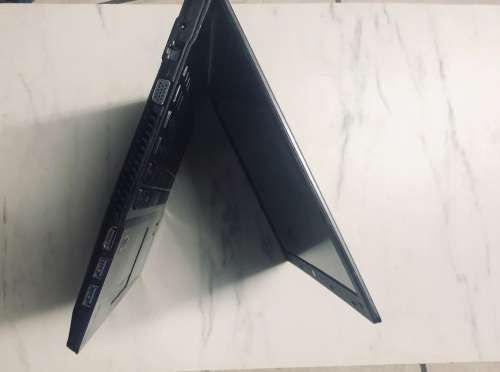 *Late Entry* Mecer Laptop i5, 1TB *Parts or Repair*