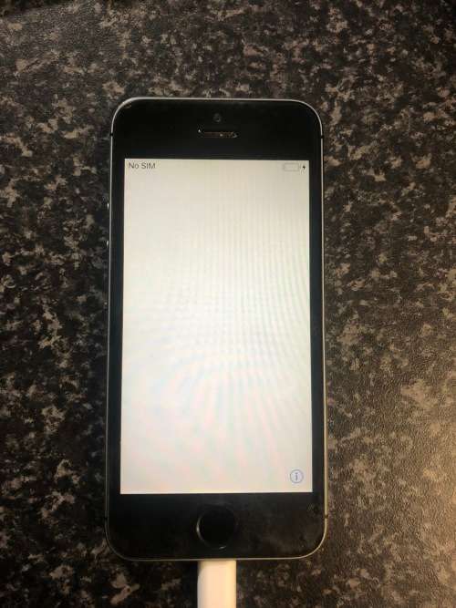 iPhone 5s *Great condition* iCloud Locked *Parts or Repair*