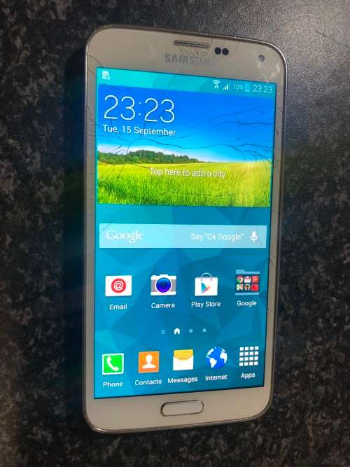 Samsung Galaxy S5 - 16GB *Cracked Glass*, Still touches