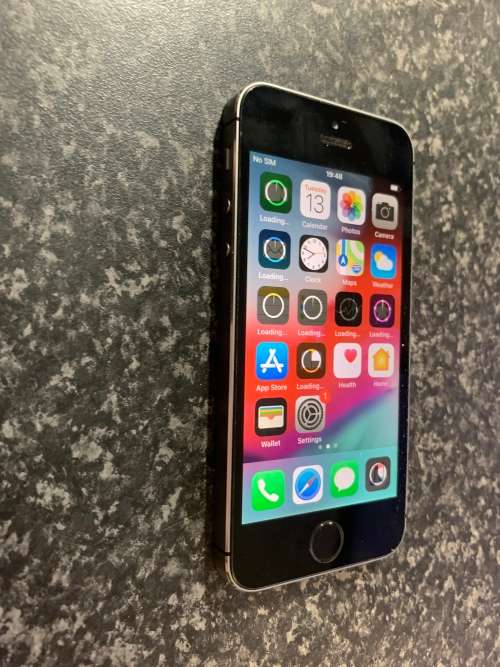iPhone 5s 32GB Space Grey