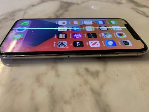 iPhone X 64GB *Read*