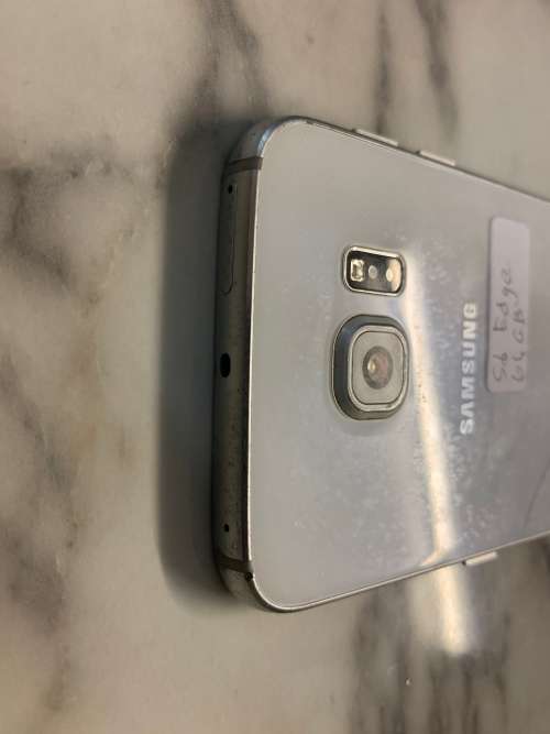 Samsung galaxy S6 edge 64GB *Cracked Glass*