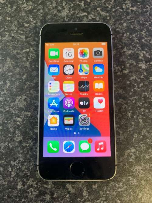 iPhone SE 32GB - iOS 15