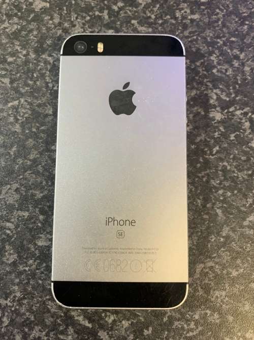 iPhone SE 32GB - iOS 15