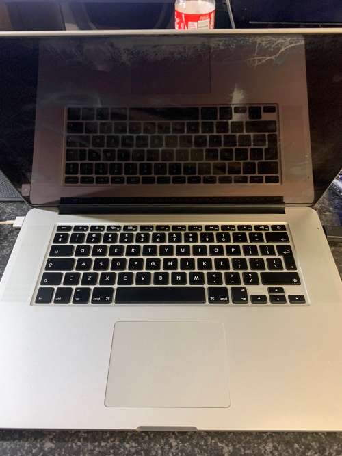 Macbook Pro 2013 *READ*