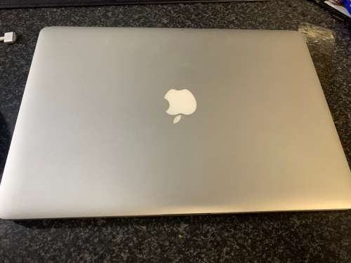 Macbook Pro 2013 *READ*
