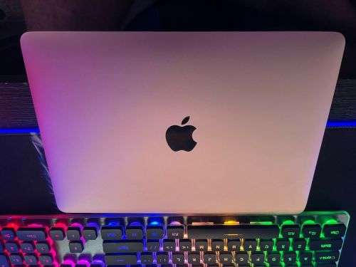 Macbook AIr 2019 *Rose Gold*