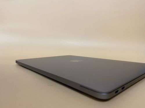 MacBook Pro 2017, i5, 128GB SDD, 8GB RAM