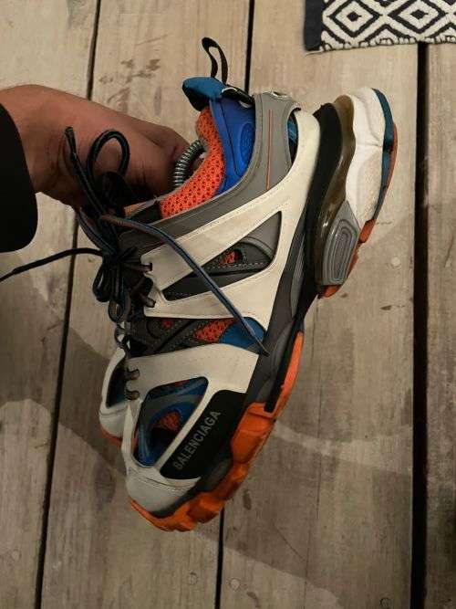 Balanciaga UK 8 *Origional*