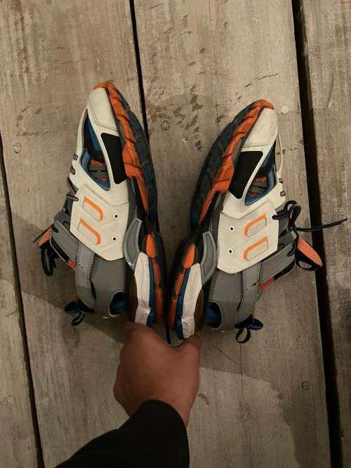 Balanciaga UK 8 *Origional*