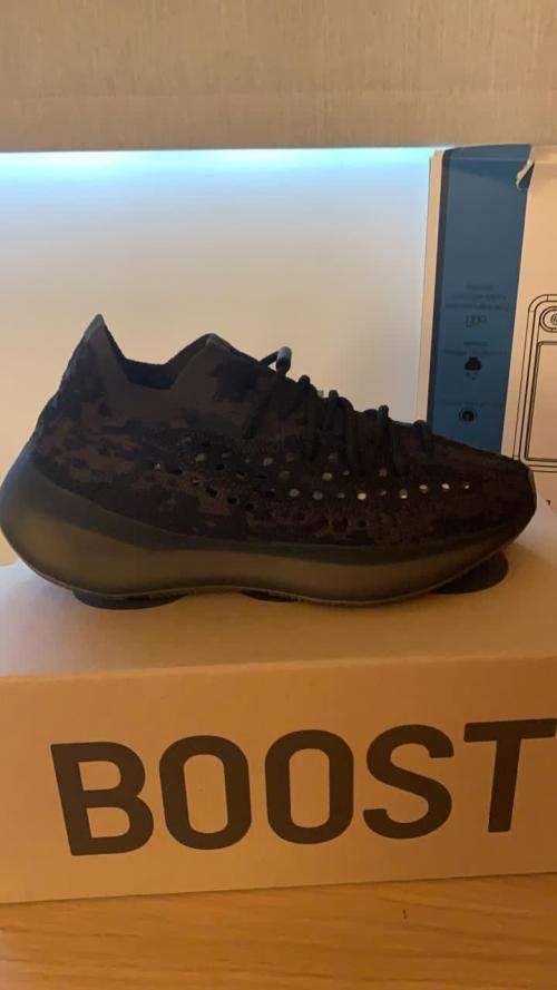 Yeezy Boost 380 `Onyx` UK 9.5