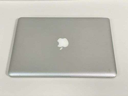 Macbook Pro / 4GB RAM / 500GB HDD 13`