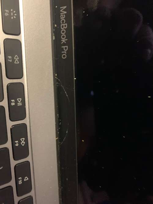 MacBook Pro 2017, i5, 128GB SSD, 8GB RAM 2/4