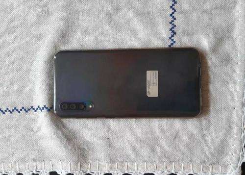 Samsung A50