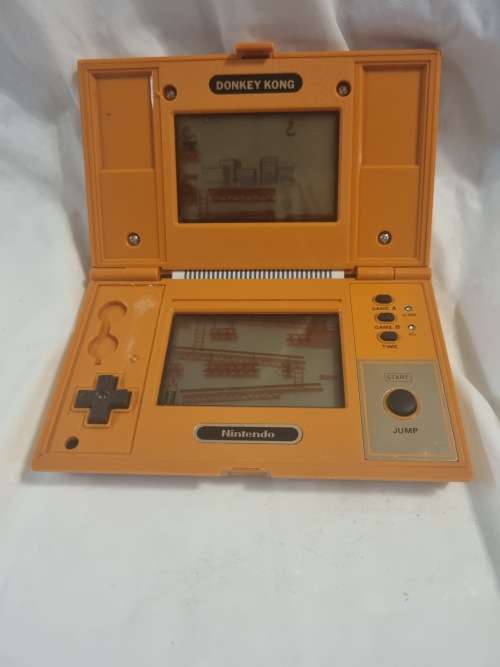 Donkey kong Nintendo game and watch