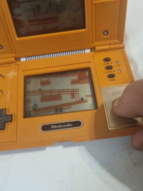 Donkey kong Nintendo game and watch