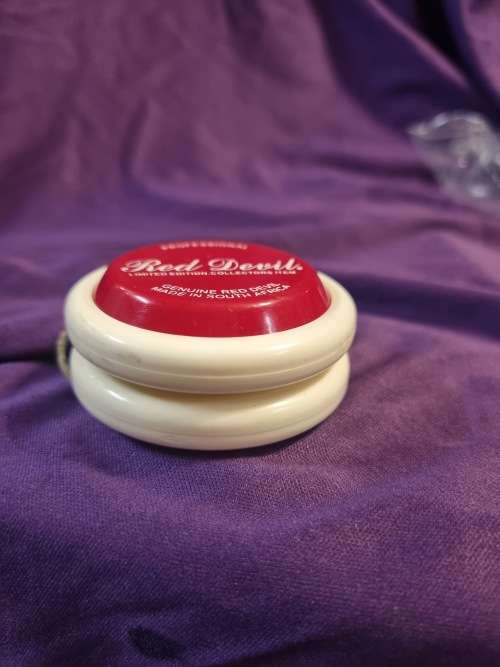 Red Devil variant yoyo rare