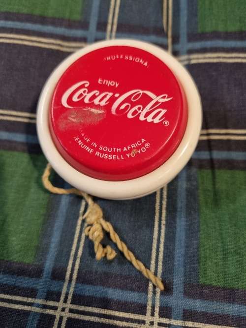 Rare coca cola genuine Russell  yoyo