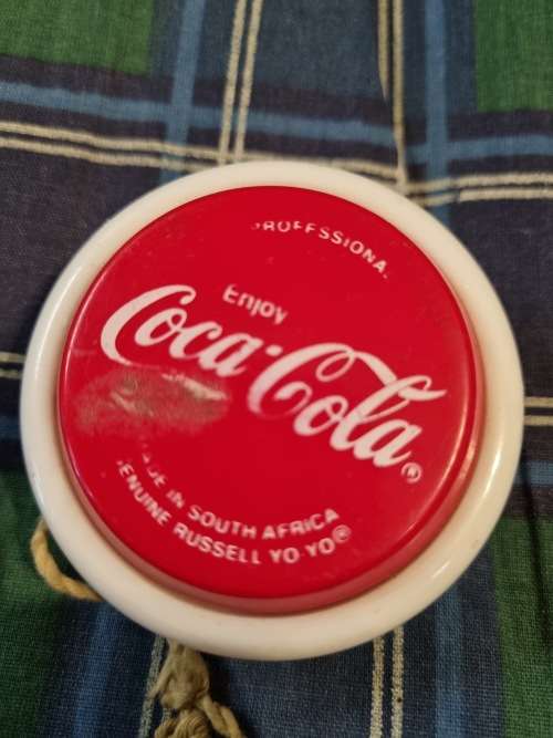 Rare coca cola genuine Russell  yoyo
