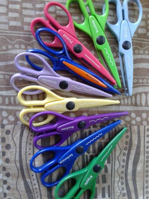 Craft scissors x 9