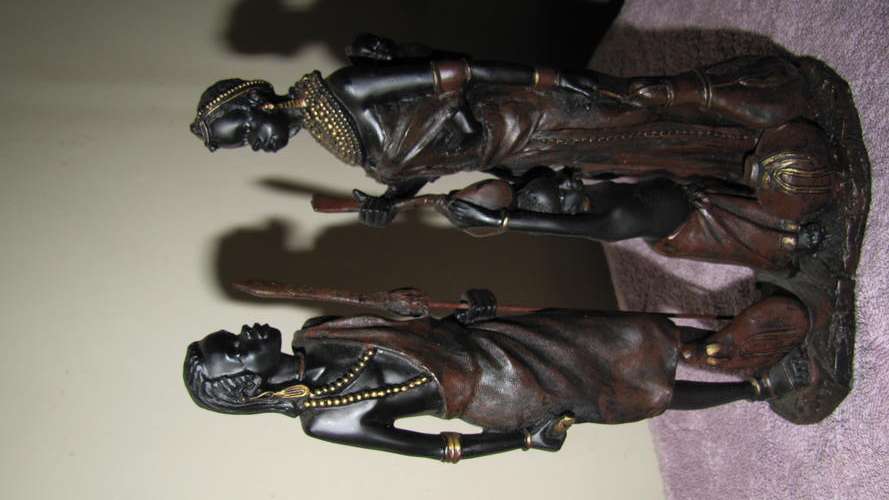 Beautiful Statue of an African Family