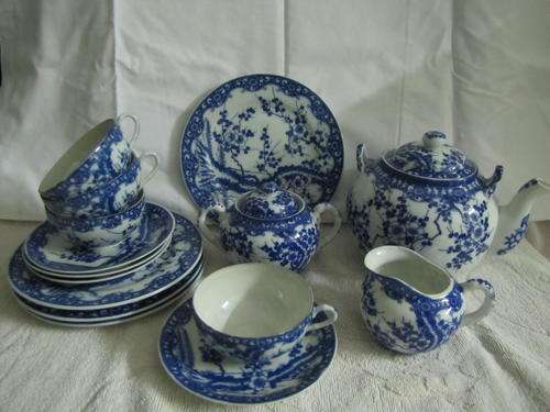 Stunning Blue & White Oriental Tea Set