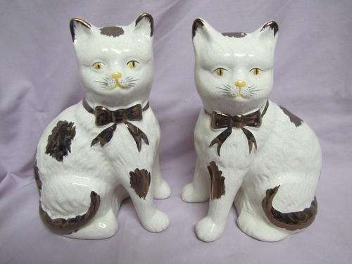 2 Porcelain Cats