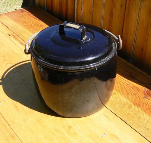 Large Black Enamel pot