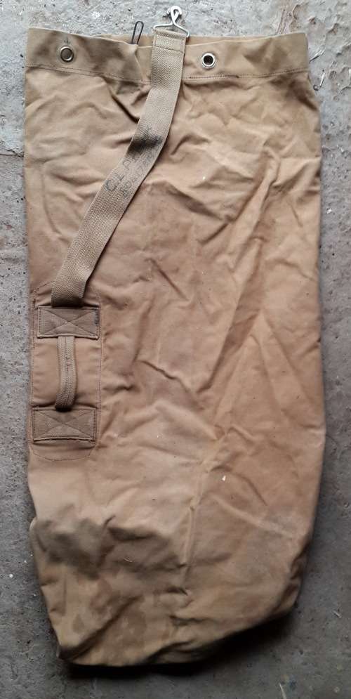SA Army Duffel Bag / SA Weermag Balsak  -- (SADF / SAW) Good Condition (No 2)
