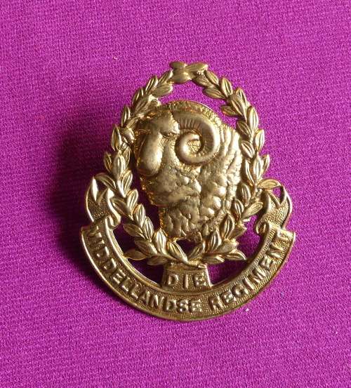 Die Middellandse Regiment - Cap Badge worn 1935 - 1954 - Unit fought at El Alamein. WW2
