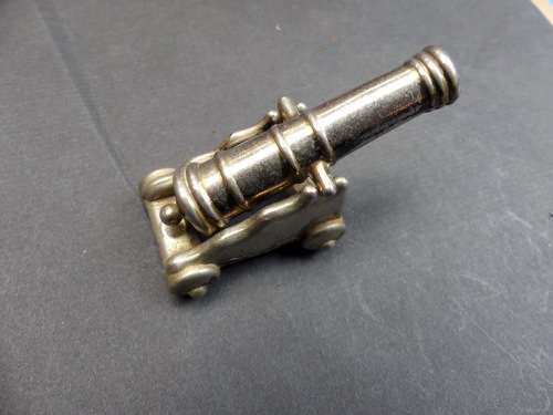 Small Brass Ships Canon