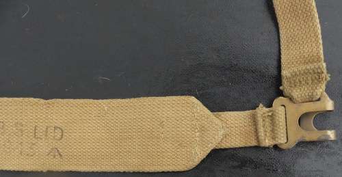 WWII BRITISH ARMY Webbing Kit Piece - 1943