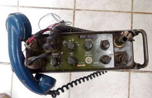 SADF BORDER WAR PERIOD TR28A2 MANPACK FIELD RADIO INTENDED FOR SHORT RANGE TACTICAL COMM (Working)